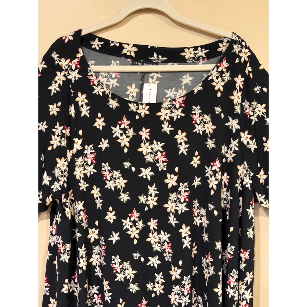 Lane Bryant Women Top Black Floral 22/24 Plus Short Sleeve Scoop Neck T-Shirt - Picture 4 of 7